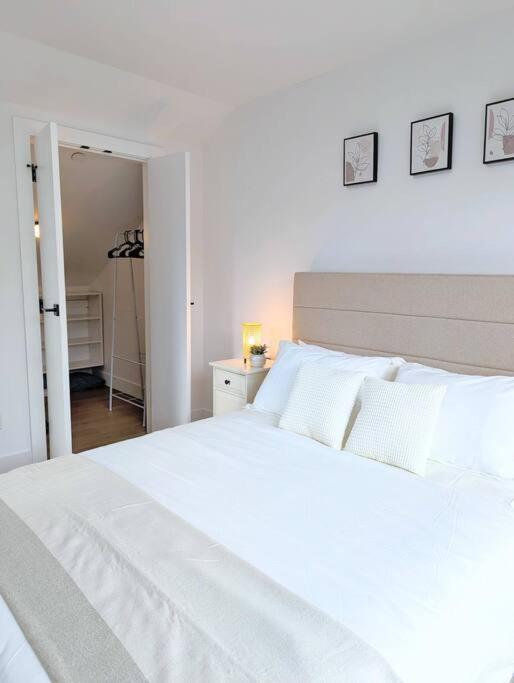 Centrally Located, Modern, 2 Bedroom Home Vancouver Exteriér fotografie